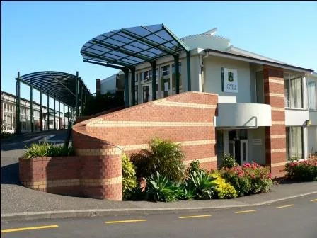 อาคารและพื้นที่โรงเรียน Lynfield College